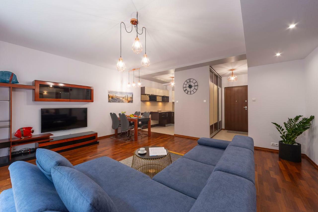 Beachfront Apartment Haga With Free Parking By Noclegi Renters Sopot Exterior foto